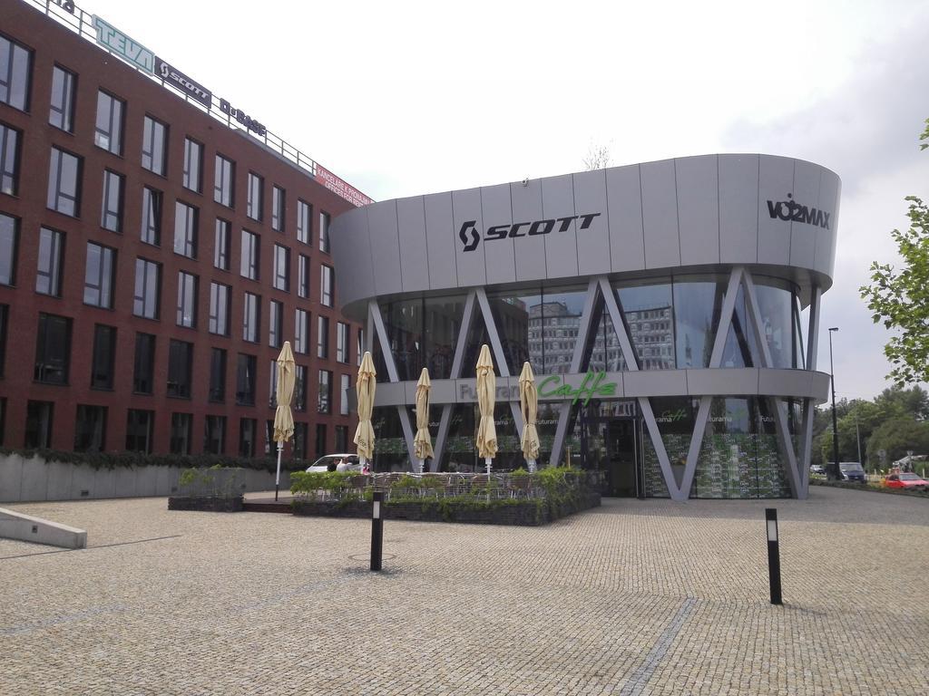 Golden Family Apartments Prague Exterior photo