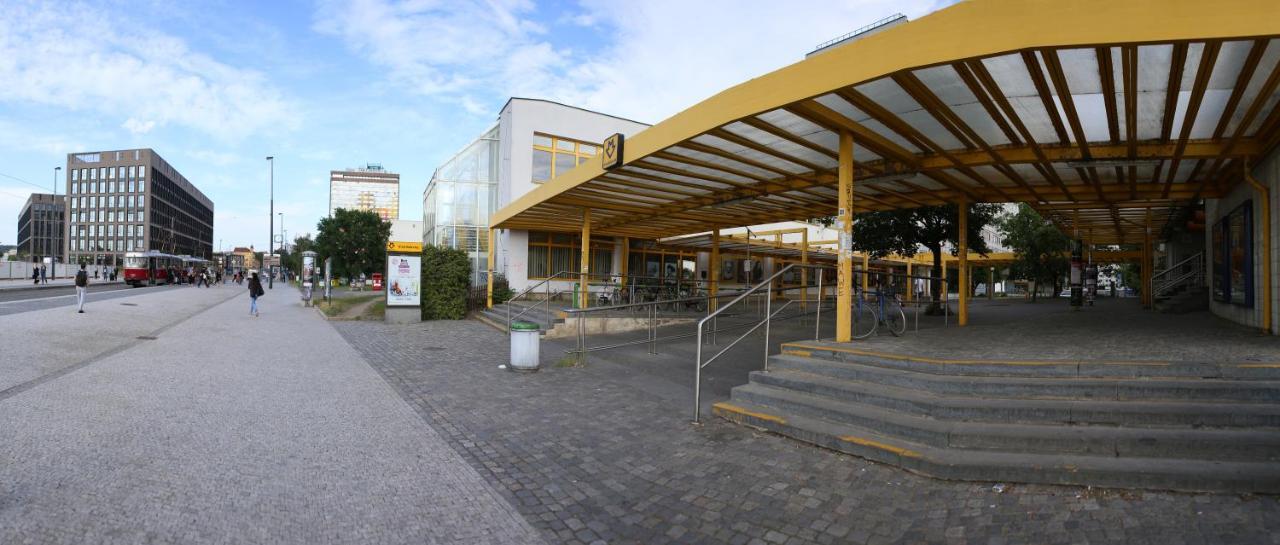 Golden Family Apartments Prague Exterior photo